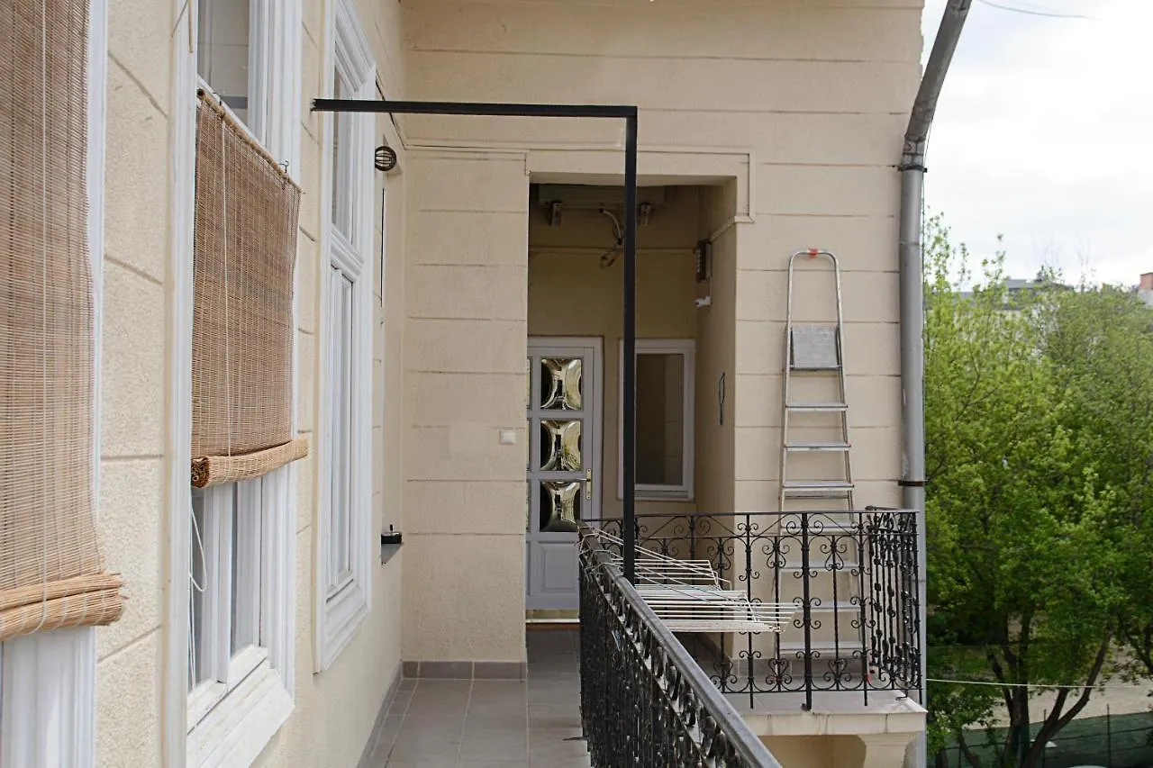 W-Tree Loft Style Apartment Budapest